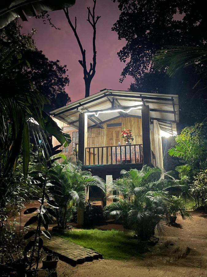 Ruk Sewana Villa Tree House Sigiriya Eksteriør bilde